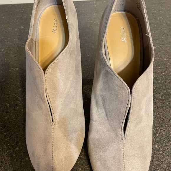 Apt.9 Booties Size 9 - Picture 5 of 10